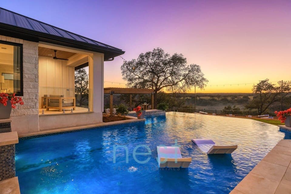 Post-Card Worthy Panoramic Views