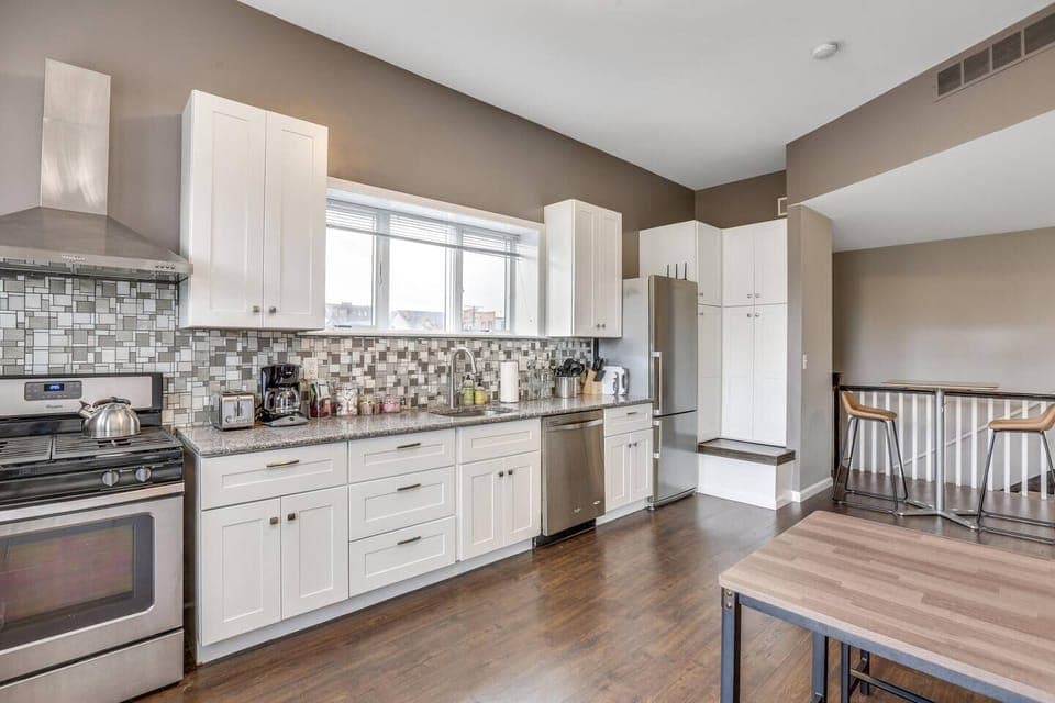 "The kitchen is cook friendly - everything we needed was there." - Laenne, 5 Star Review