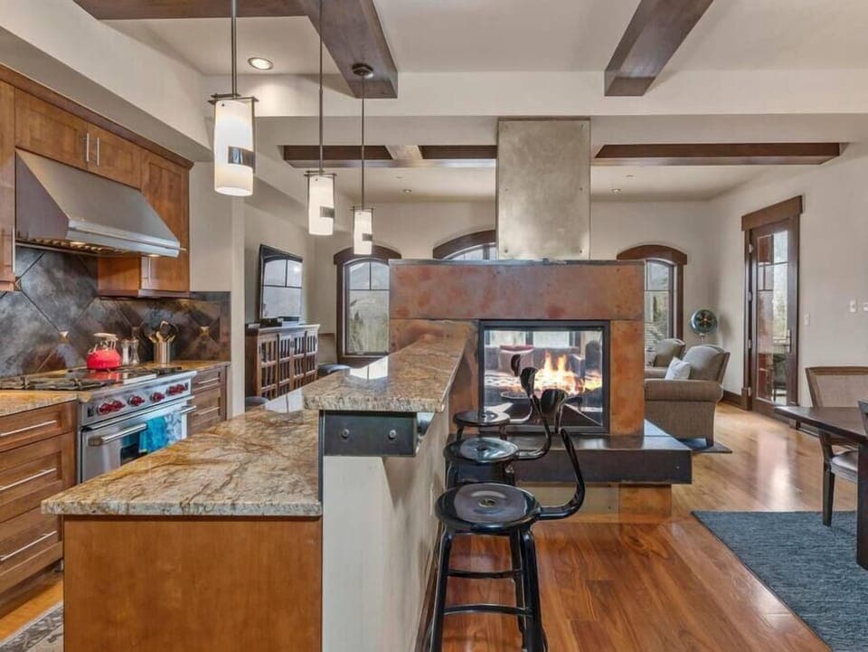 Long galley kitchen w/ bar seating