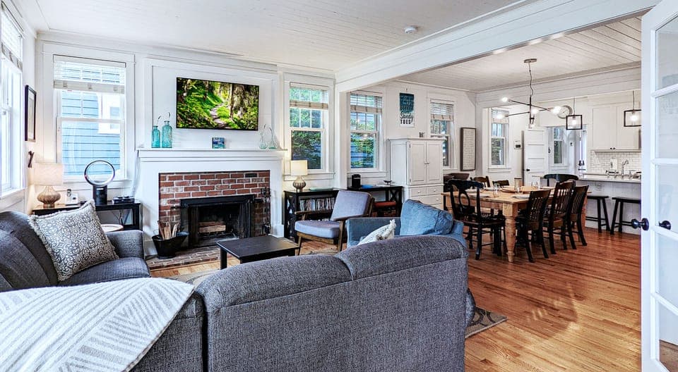 Open-concept kitchen, living and dining rooms