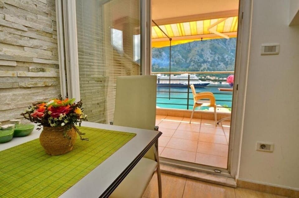 Dinning desk overlooking balcony