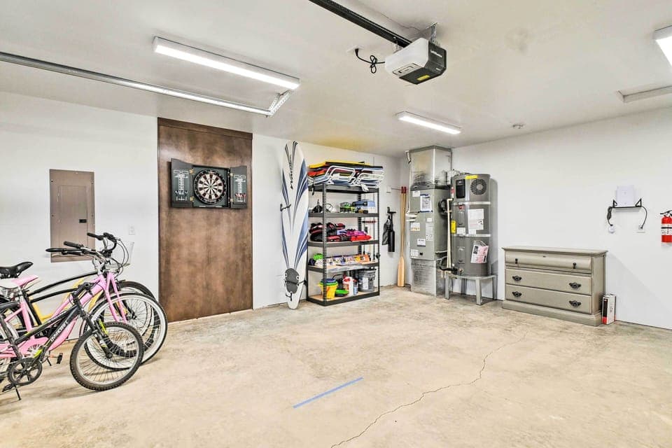 Garage | Outdoor Recreation Equipment