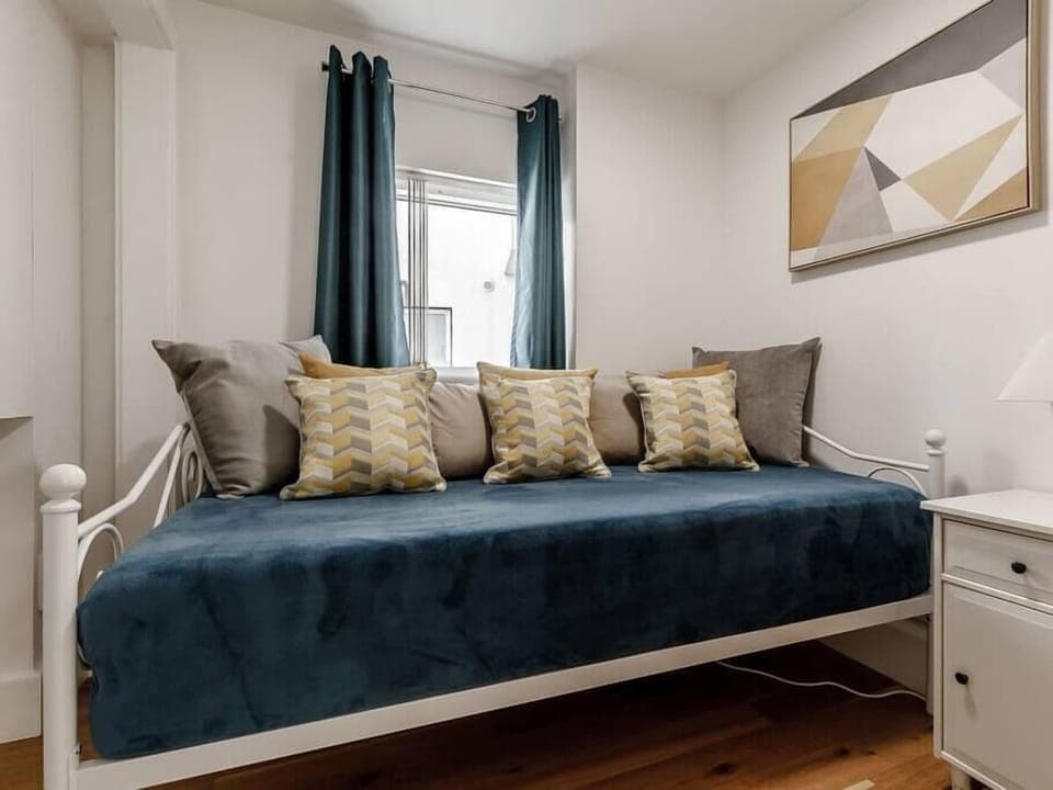 Ground floor single bed with wheelchair access