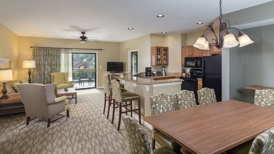 Unit may vary in layout, view, floor, and decor. 