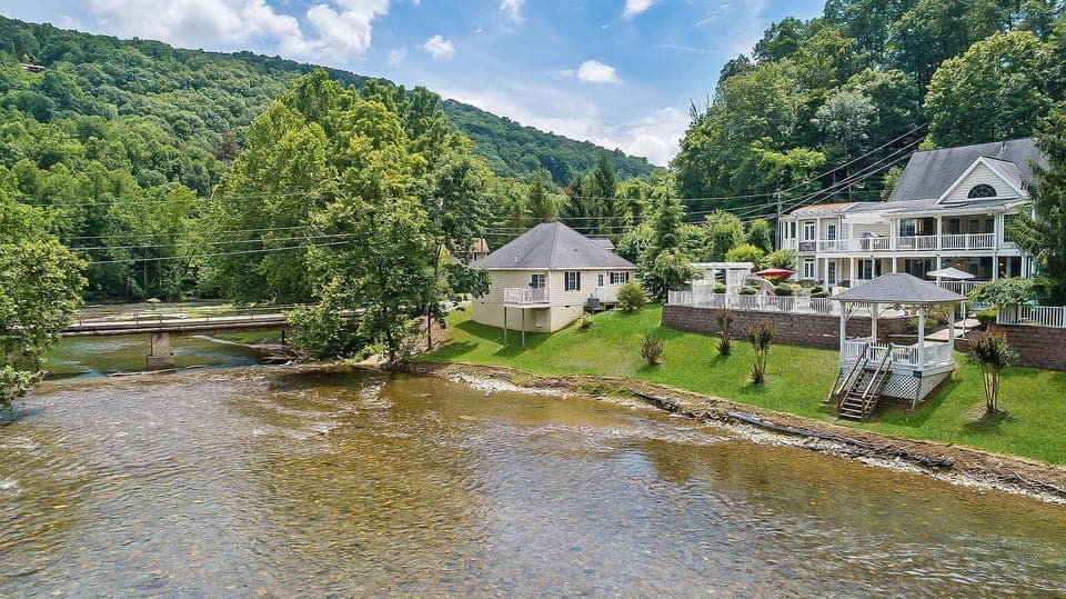 Jackson River Estate from the River