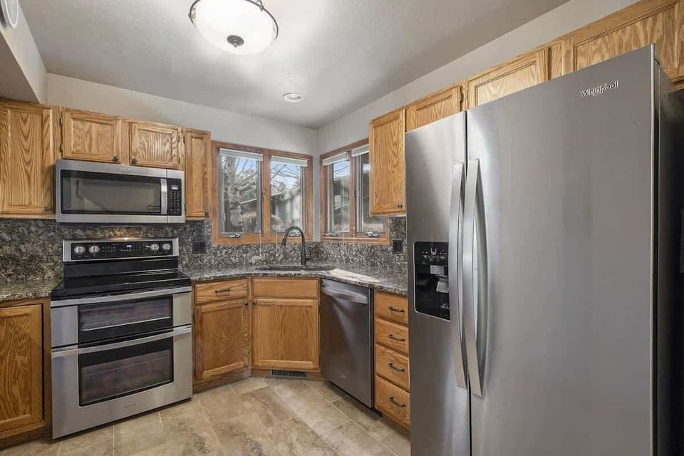 Fully equipped kitchen
