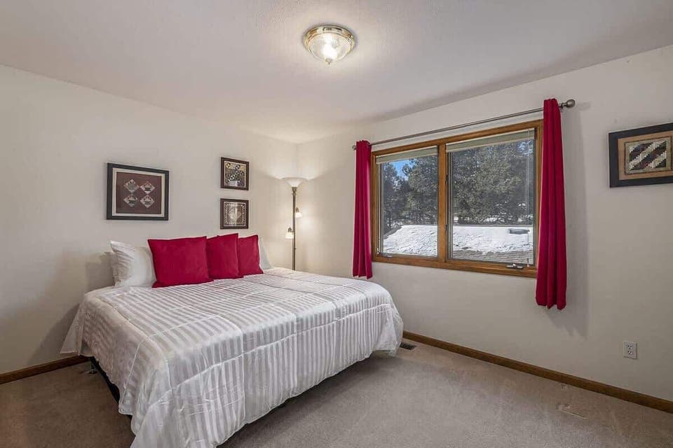 King sized bed