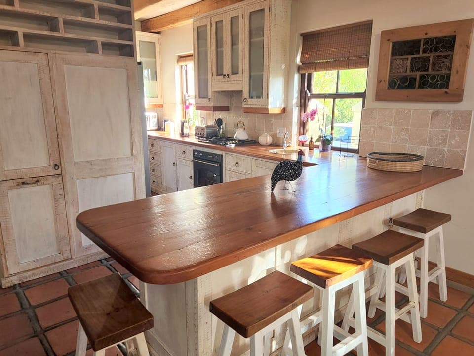 Rustic, farm-style kitchen with all the amenities.