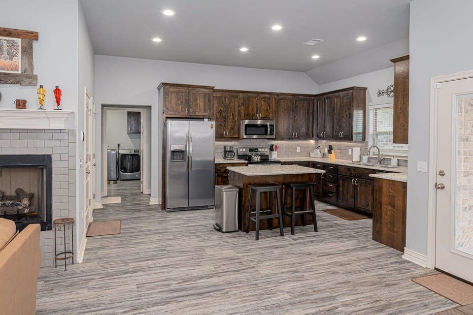 Additional Seating at Island for 2