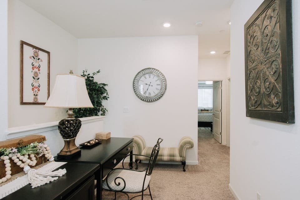 Upstairs hallway leading to Peach, Teal and Emerald bedrooms + 2 more bathrooms