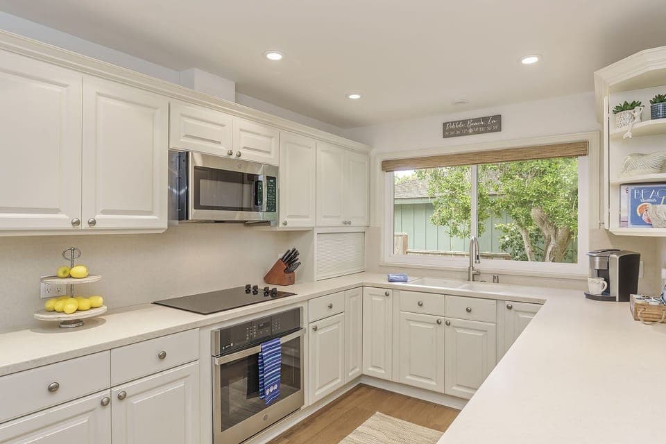 Fully-Equipped Kitchen