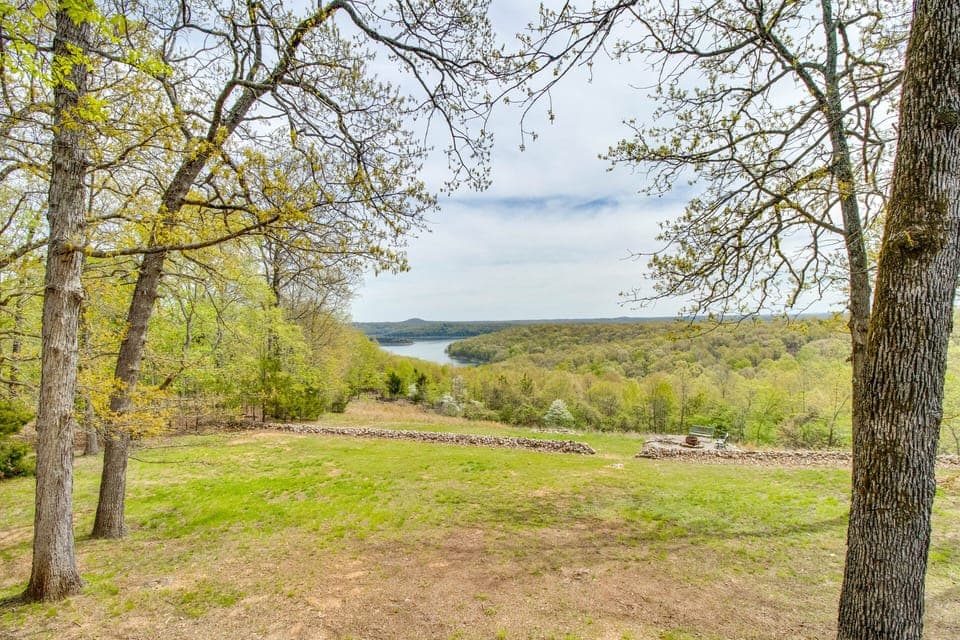 Patio | Fire Pit | Norfork Lake View