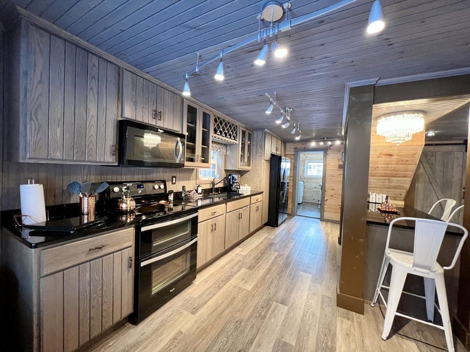 Entry into the Kitchen