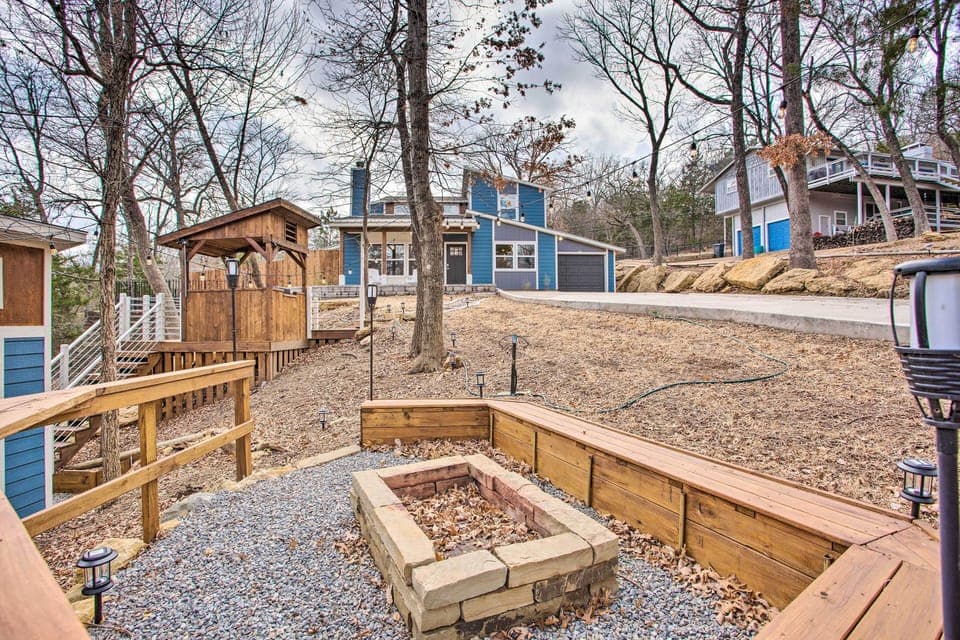 Pottsboro Vacation Rental | 3BR | 3.5BA | 1,750 Sq Ft | 1 Step Required