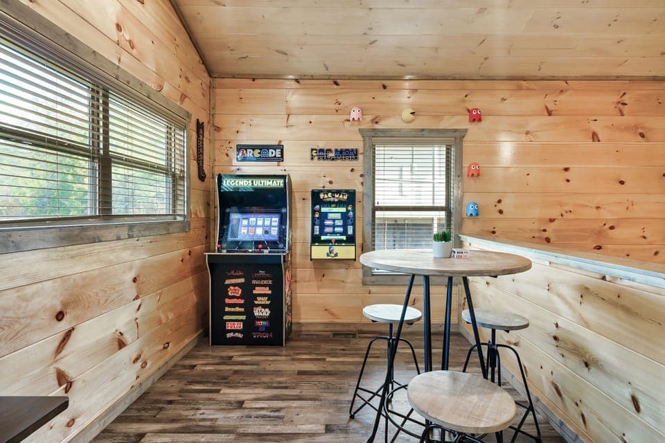 Play arcades or hang out and play games!