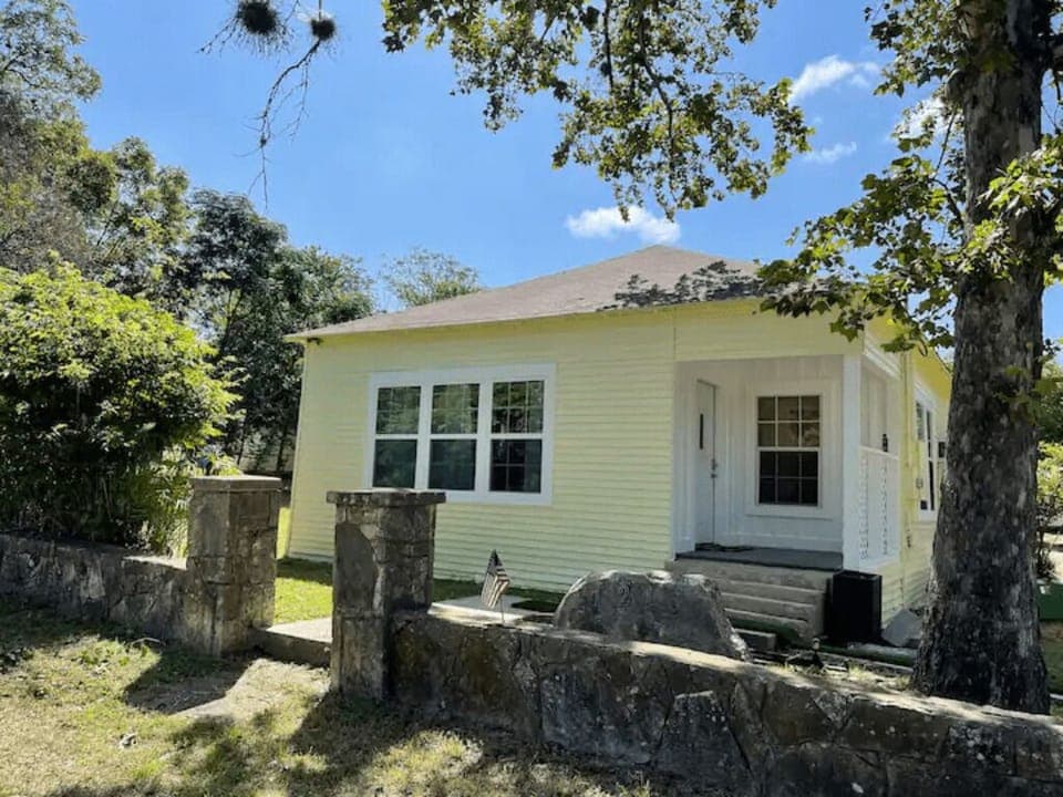 69e251d2-a372-4466-bd2e-eff31c155b86