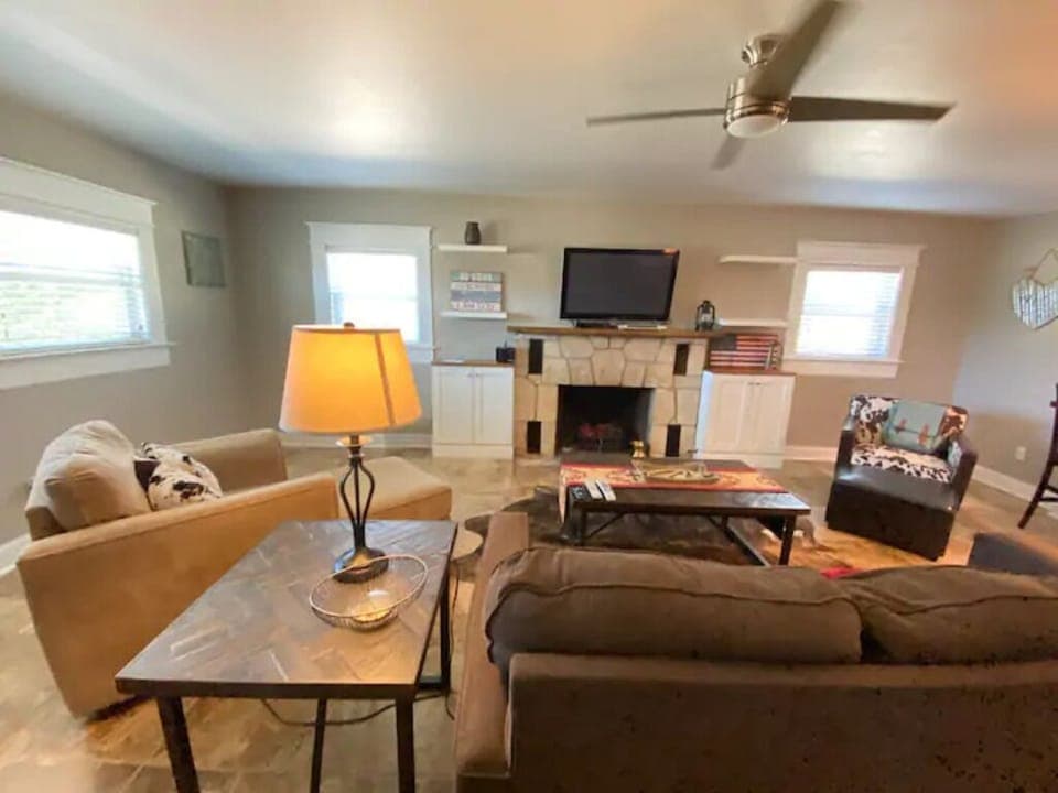 4ba46487-261b-4a62-b8bf-dc0ae34a7bb8