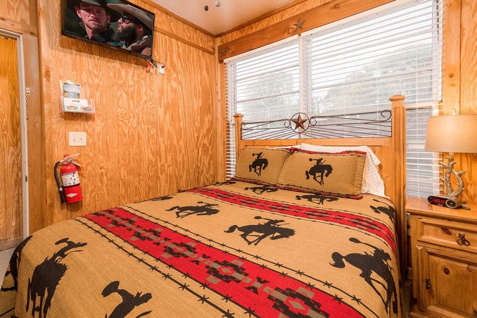 d5cd000f-5426-4a53-8aa3-1ec5ea271fd7