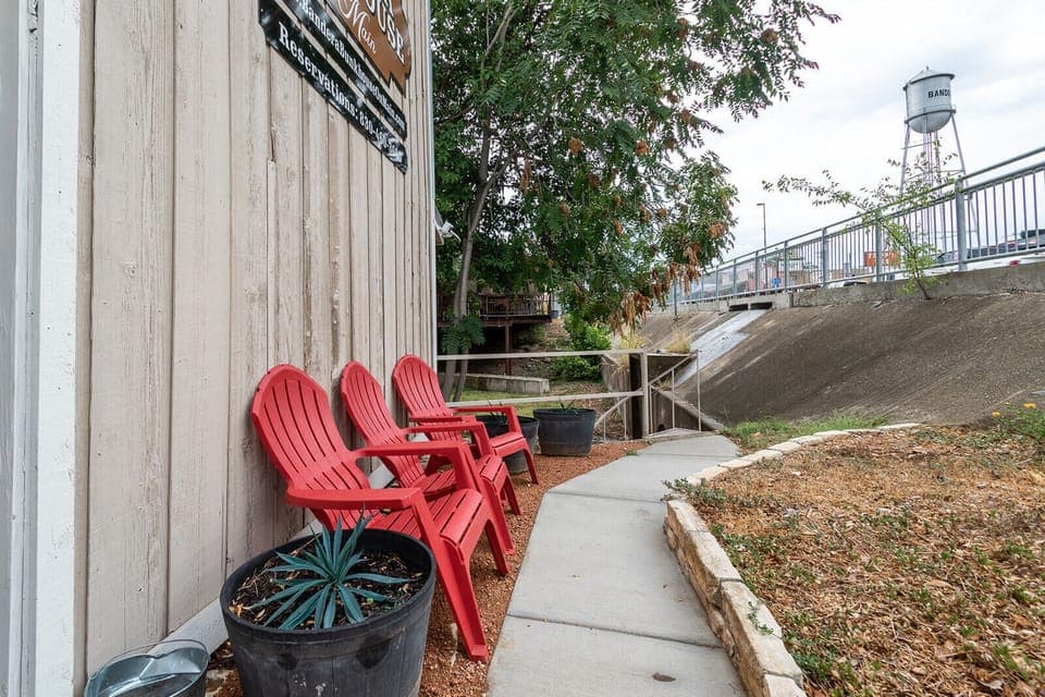 23eeffc3-e1ac-4c9f-a197-053fda432a90