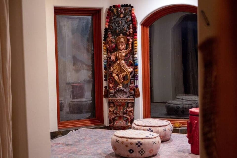 Meditation Room and Sound Bowls (2)