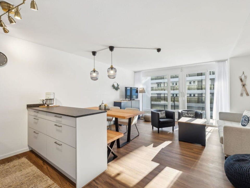 Interior Design, Furniture, Flooring, Floor, Wood, Ceiling, Wood Flooring, Countertop, Kitchen, Room