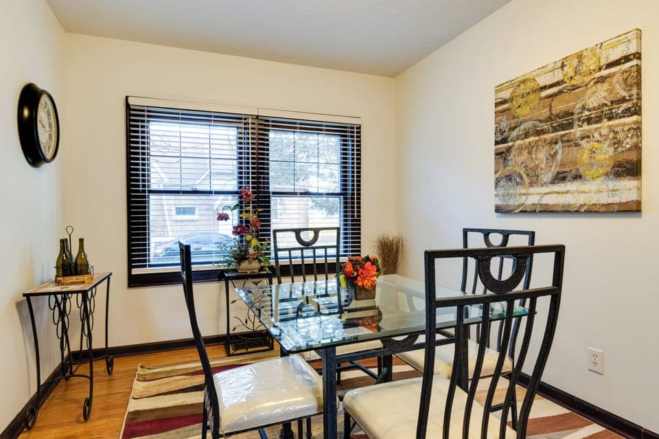 Dining Areas | Dishware/Flatware | Trash Bags/Paper Towels