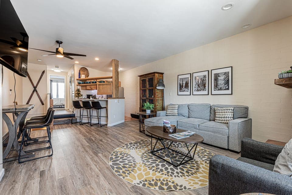 Spacious and Open Floorplan