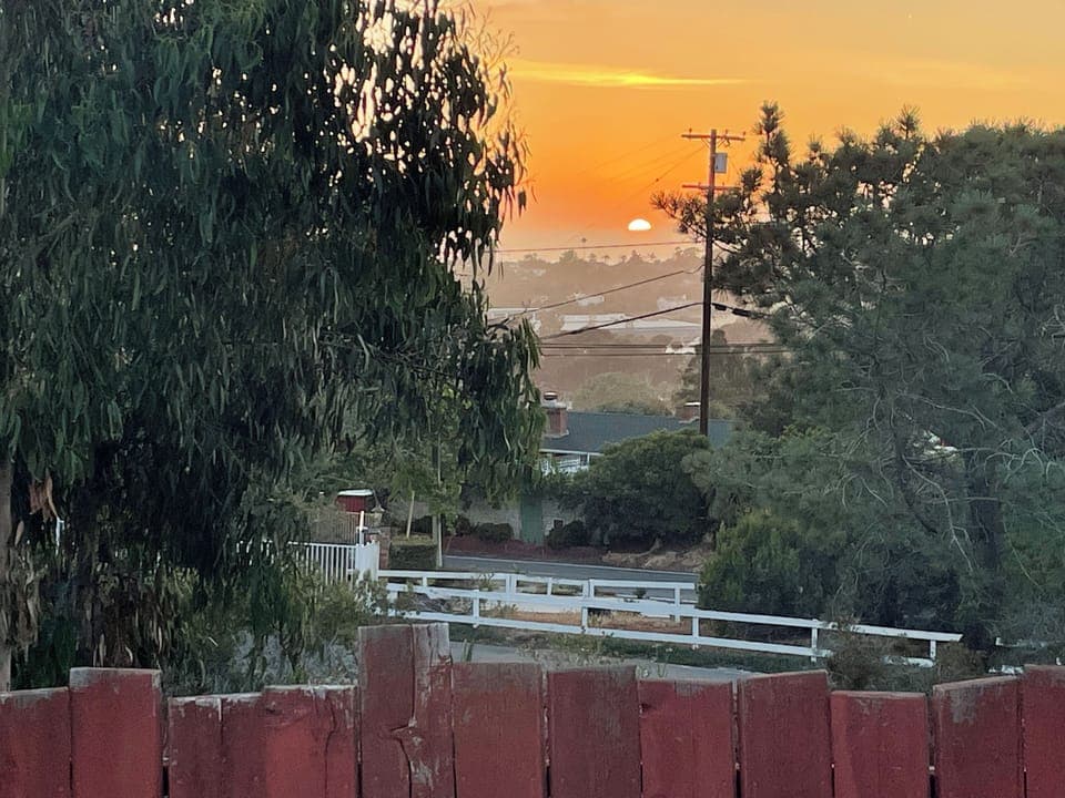 Peninsula Fire Pit Sunset View