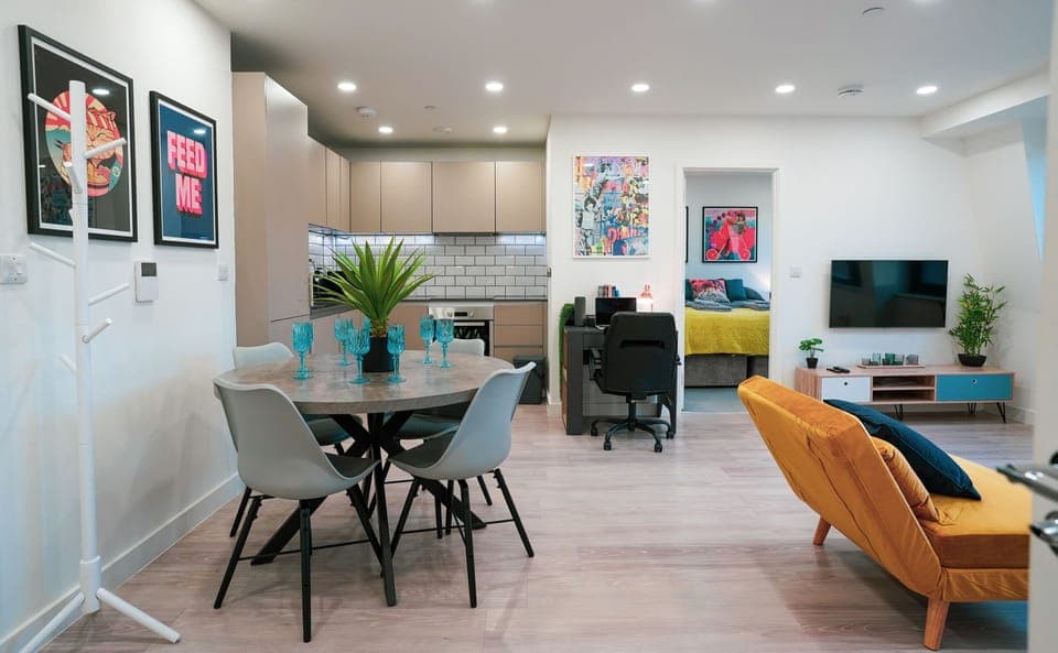 Living Room / Lounge