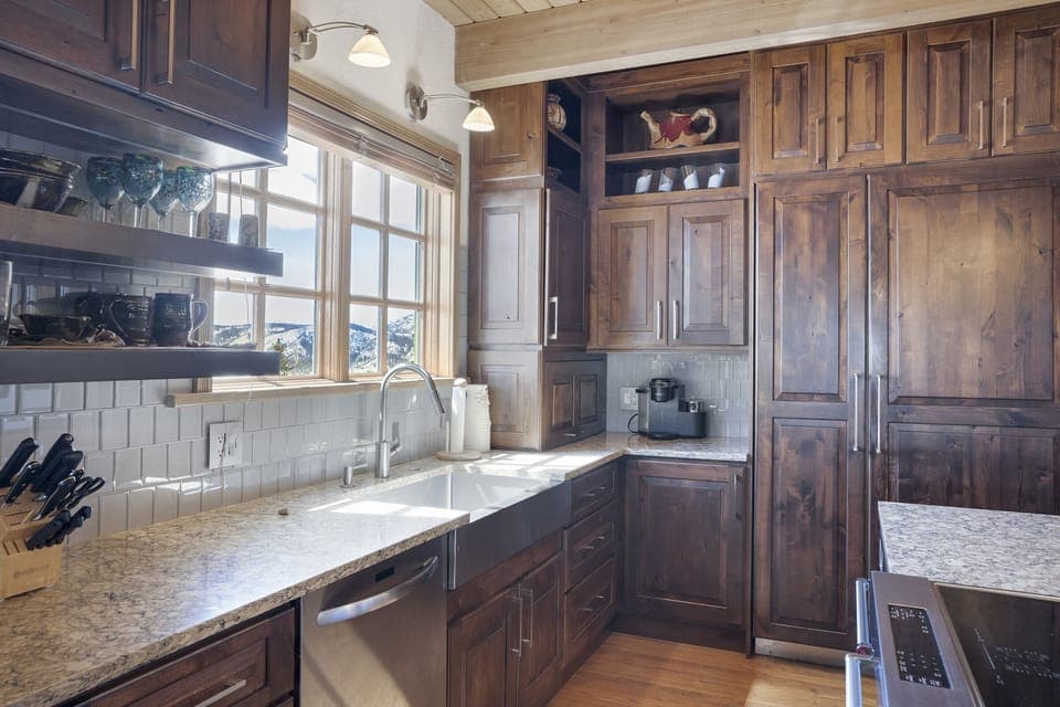 Rinse your dishes with a view