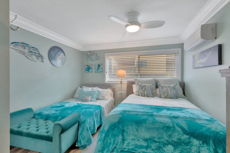 Warm fluffy blankets for your added comfort!