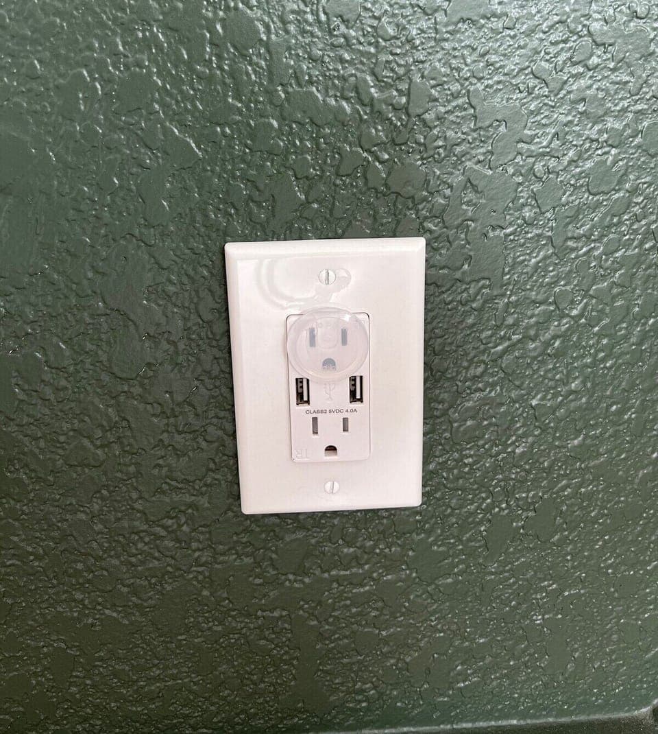 USB-C outlets in almost all bedrooms