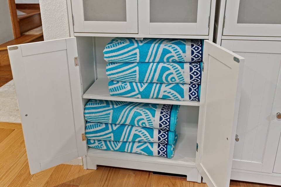 Wrap yourself in ultimate relaxation with these large hot tub towels, designed to envelop you in luxurious comfort after a soothing soak.