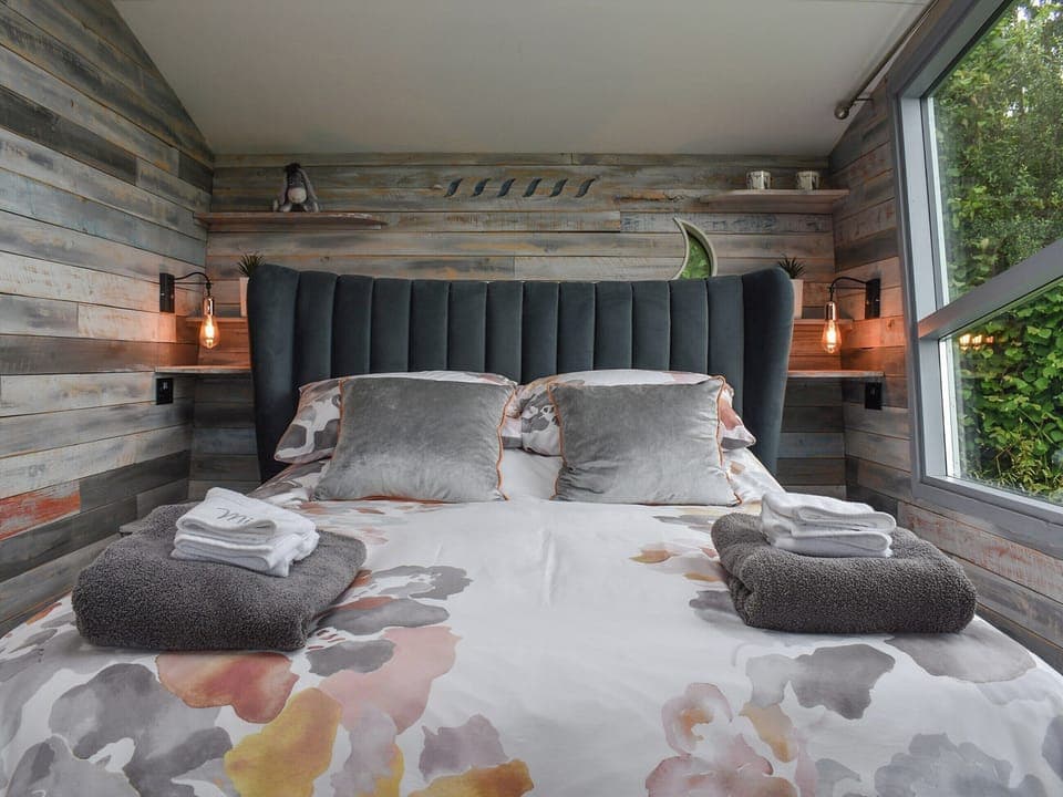 Interior | Eeyore - Sunny Pooh Corner, Beaworthy