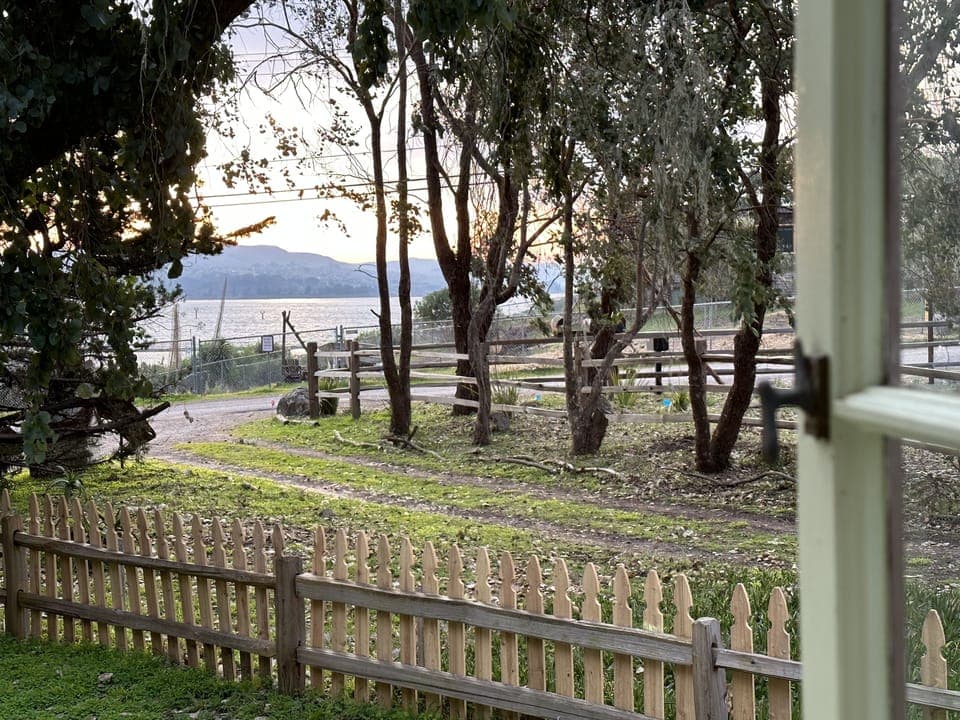 Sunrise at the Harbor Kee.