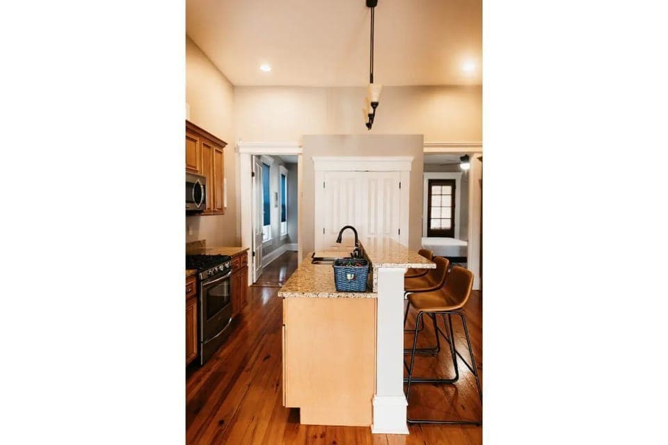 Additional seating at the Bar in kitchen