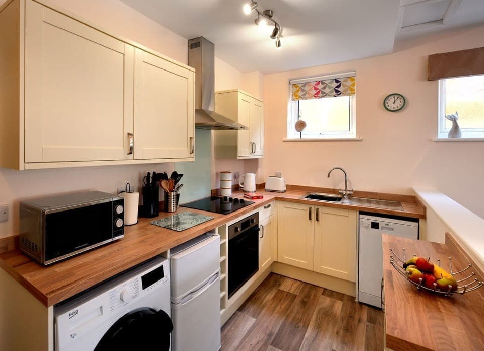 Hillview Apartment Kitchen