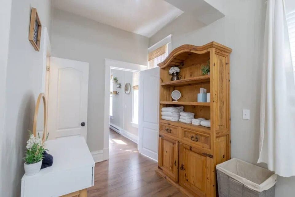 9e9856fc fc39 4a1e a3b8 7d71b0bdedea