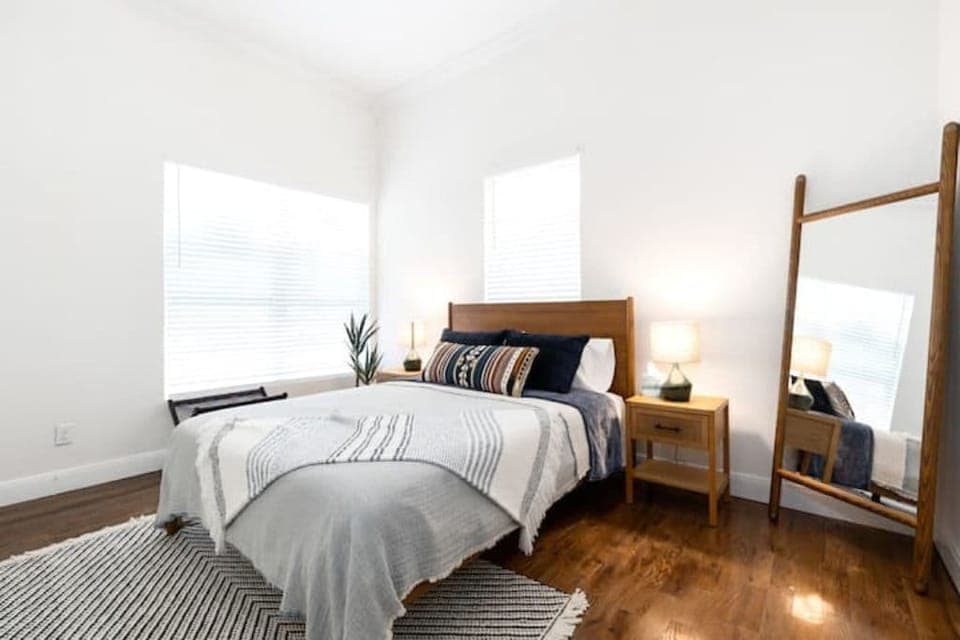 Master bedroom Queen bed.