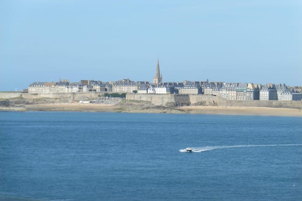 Region [summer] (>5 km)