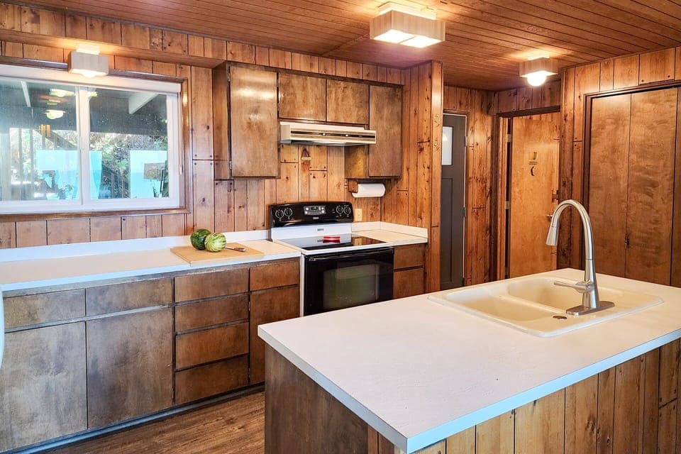 Plenty of space to prep a wonderful meal.