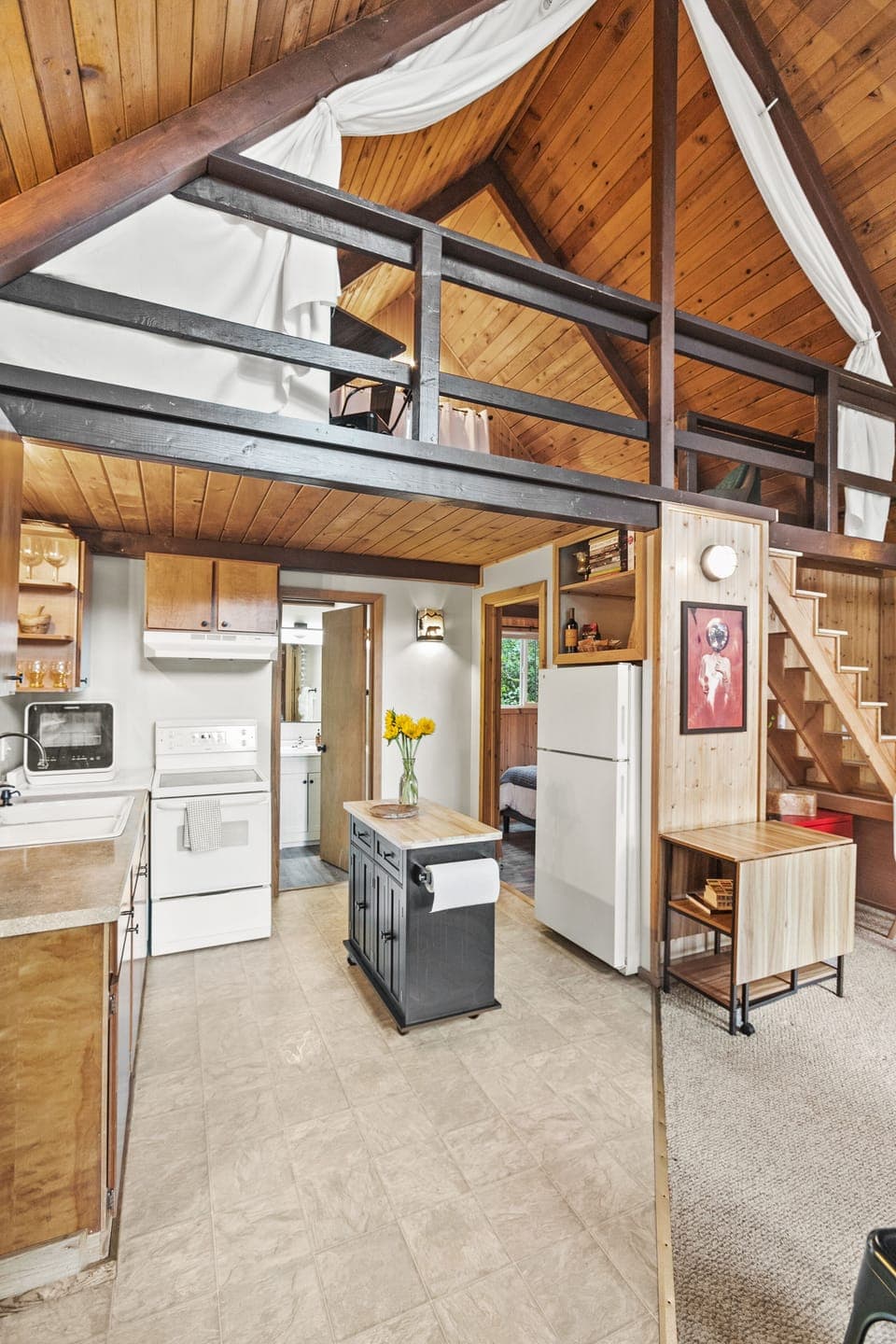 Kitchen with all the essentials.