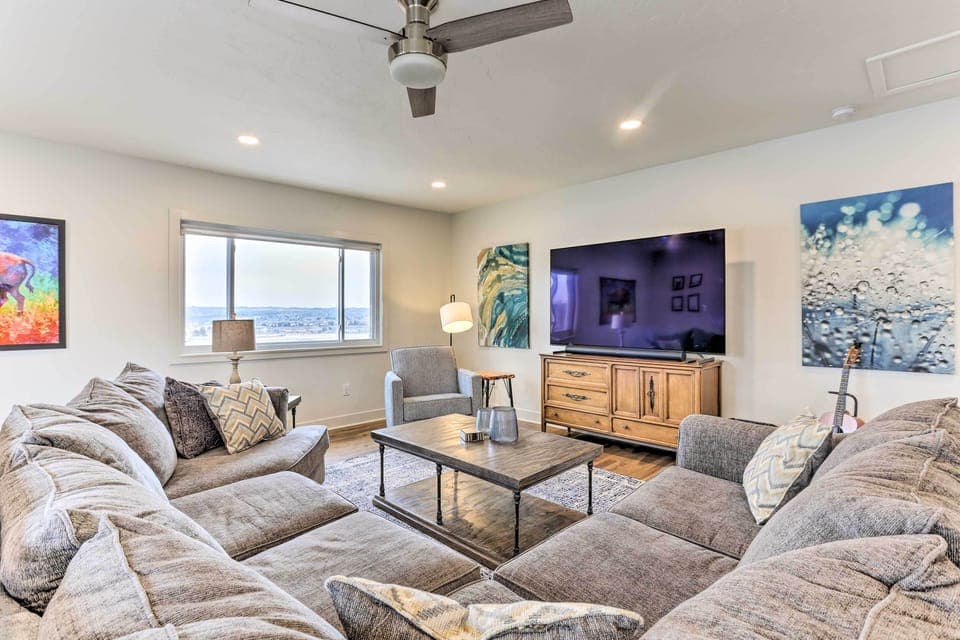 Castle Rock Vacation Rental | 3BR | 2.5BA | 2,000 Sq Ft | 1 Step to Enter