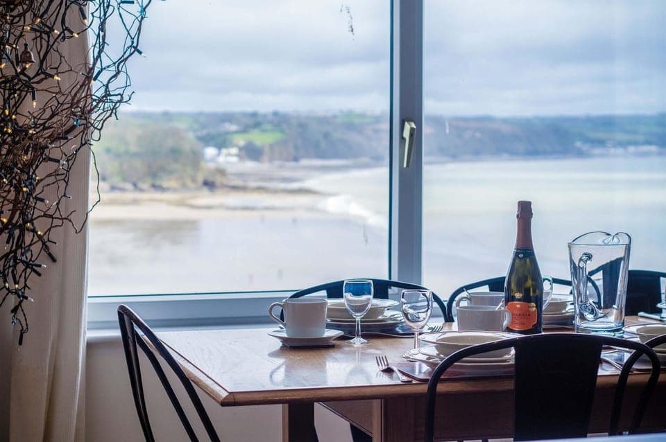 Captains Walk - 4 Bedroom Apartment - Saundersfoot (21184)