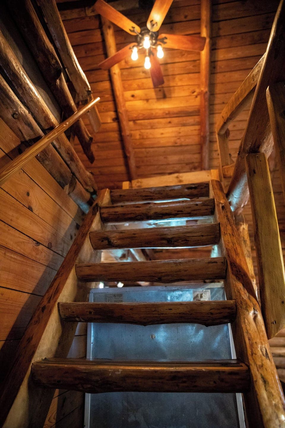 Steps to loft