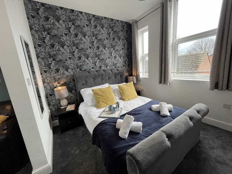 Studio 5 - Fresh linen and comfy double matress