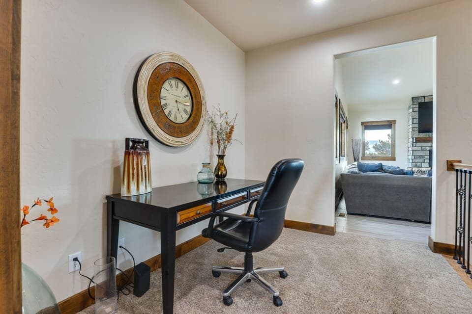 Office Space | Upper Level