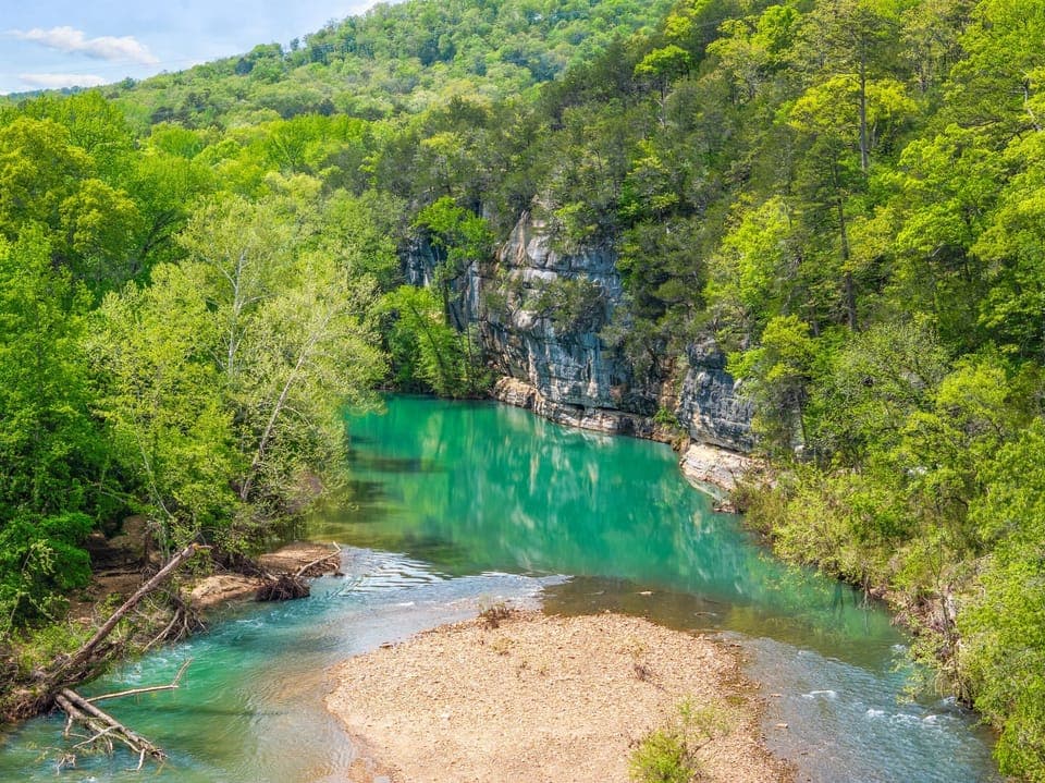 An unforgettable floating trip awaits!