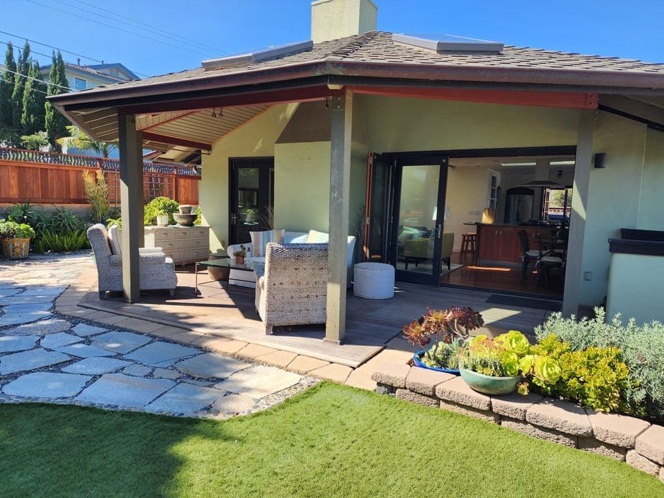 Large south facing veranda. Perfect spot for reading or relaxing.