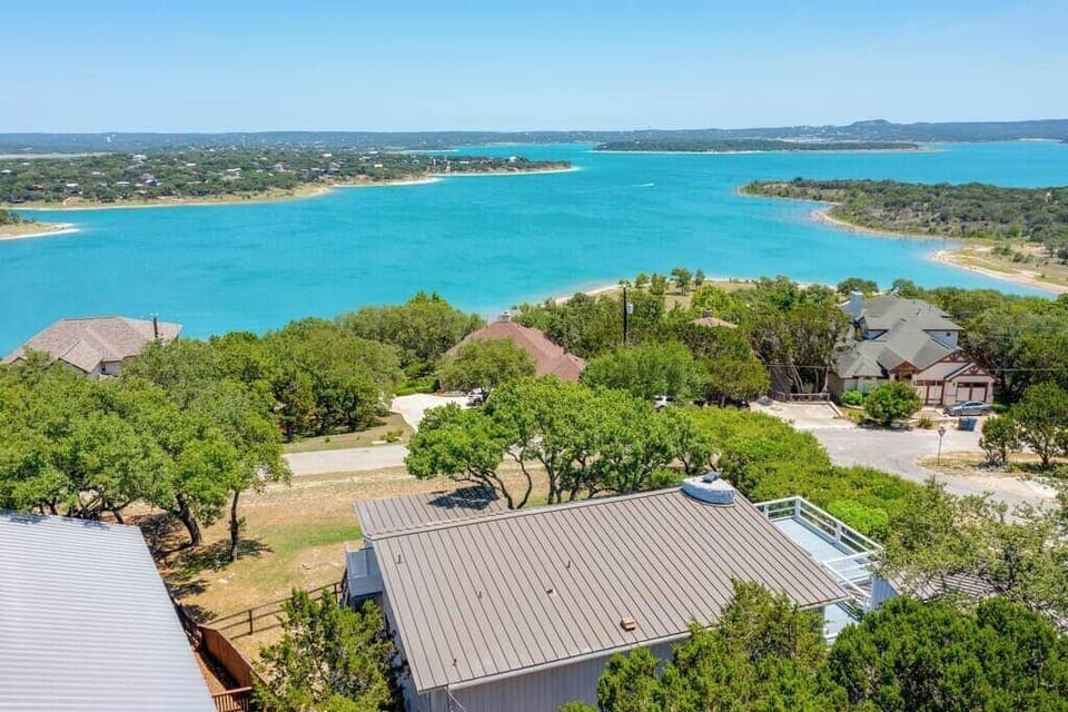 Drone footage above the house to show Canyon Lake views!